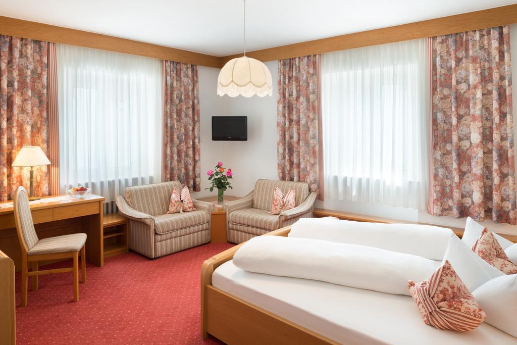 Hotel Zum Wolf Castelrotto Δωμάτιο φωτογραφία