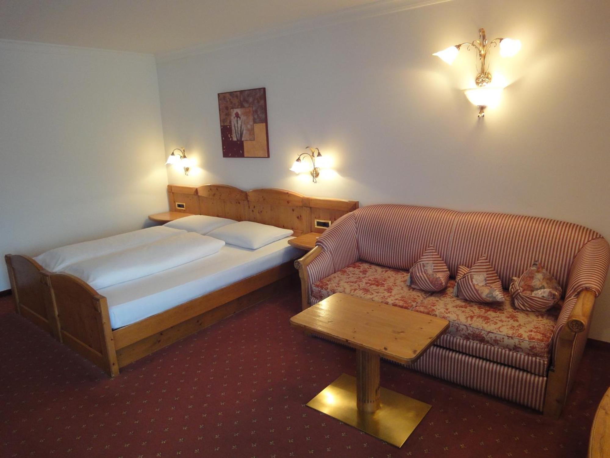 Hotel Zum Wolf Castelrotto Εξωτερικό φωτογραφία
