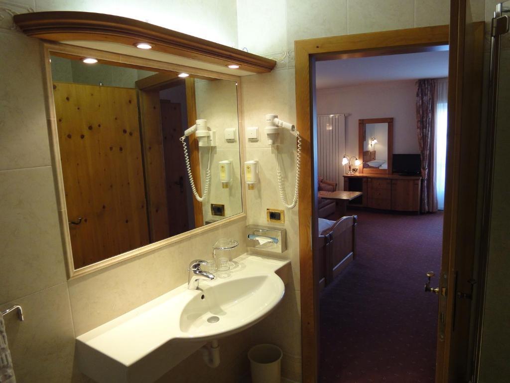 Hotel Zum Wolf Castelrotto Δωμάτιο φωτογραφία